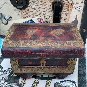Vintage wooden box